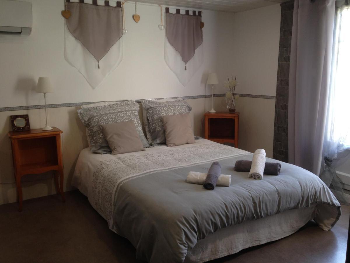 Chambre D'Hotes Hola Laval  Zewnętrze zdjęcie